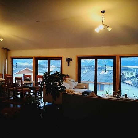 Hostal Akainij Puerto Williams Eksteriør billede